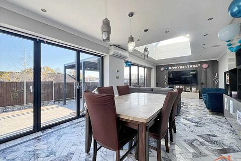undefined, Highview Avenue, Edgware