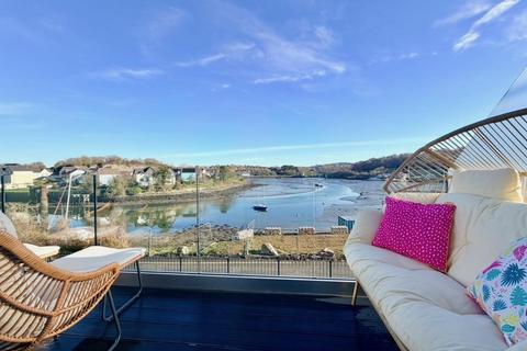 4 bedroom terraced house for sale, Barton Road, Plymouth PL9