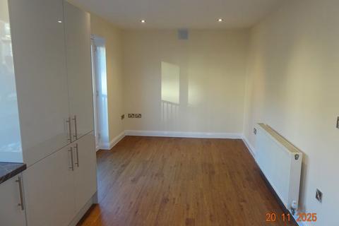 2 bedroom apartment to rent, 22 Cornmill Court, Loxley, Sheffield, S6 4TN