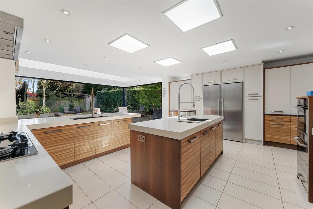 Breakfast Kitchen 2
