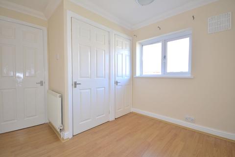 undefined, Stratton Close, Hull HU8