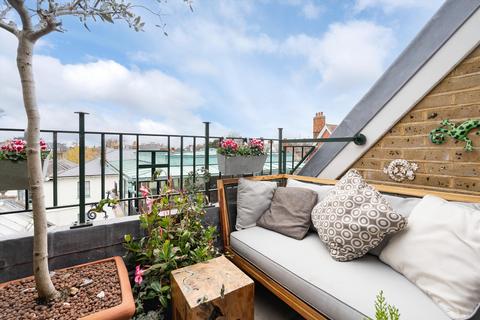 Ridgway, London, SW19