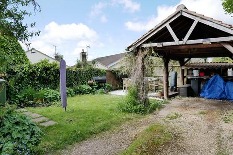 undefined, Curzon Street, Calne