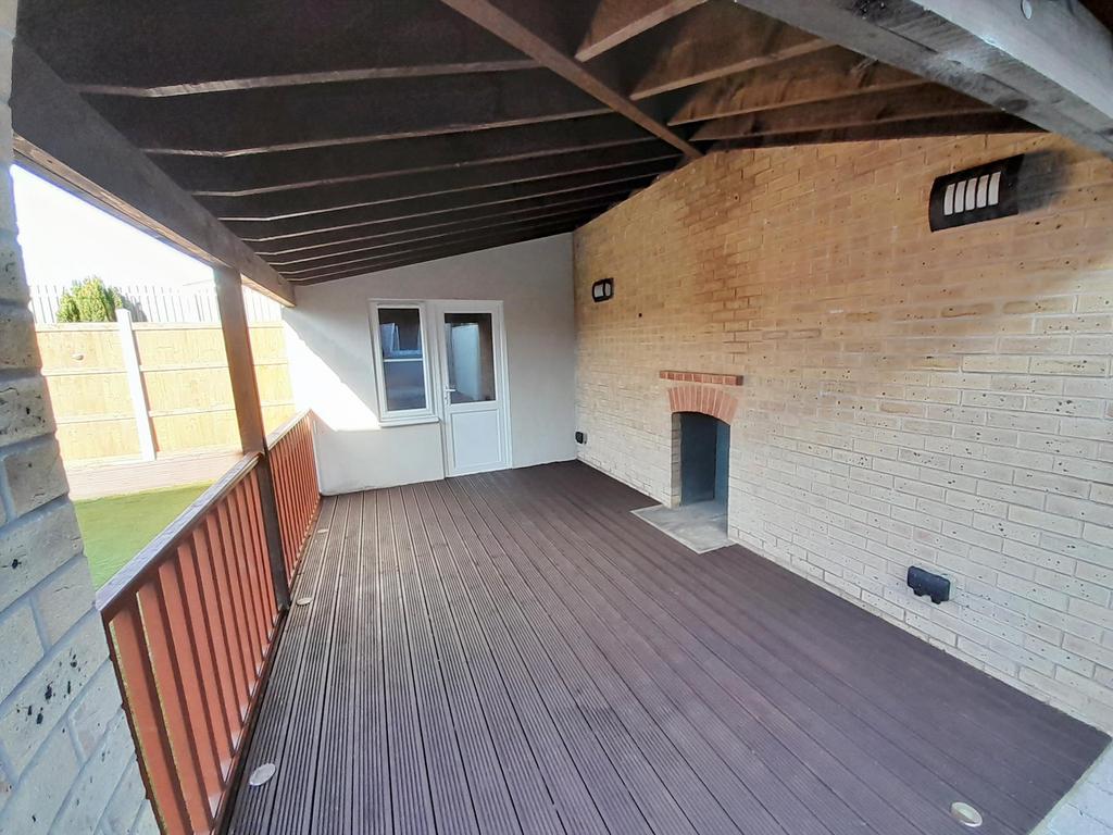 Garden Decked Area H