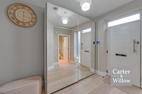 undefined, Becontree Avenue, Dagenham, Essex