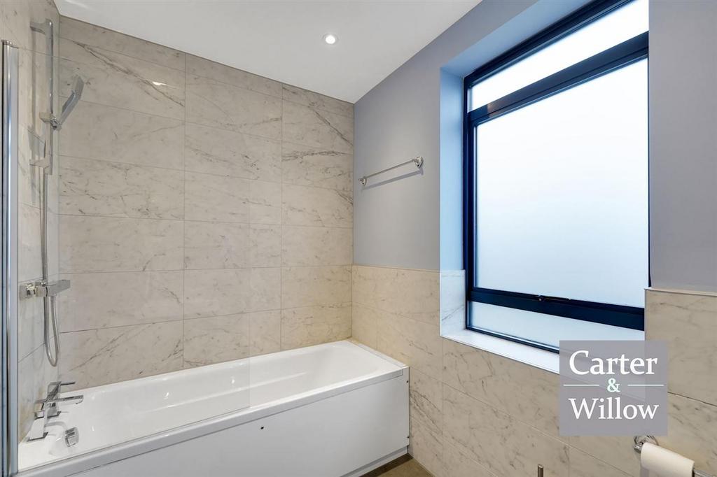 Bathroom/ WC