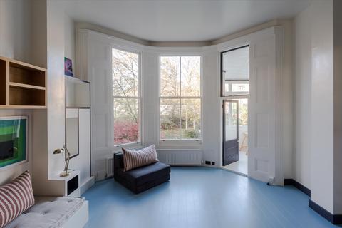 2 bedroom flat for sale, Sutherland Avenue, Maida Vale W9