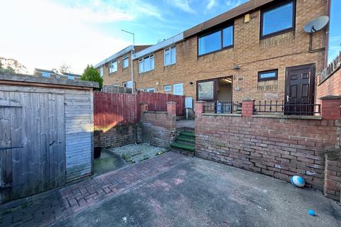 3 bedroom end of terrace house for sale, Princess Close, Gedling, Nottingham, Nottinghamshire, NG4