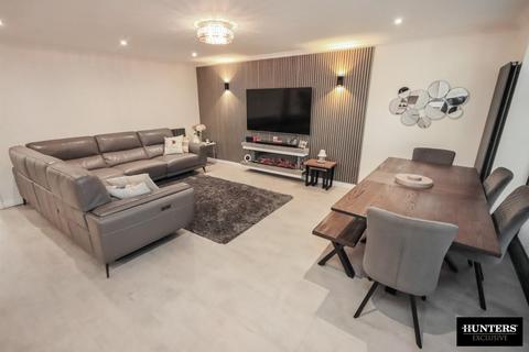 undefined, Grasleigh Avenue Allerton, Bradford, West Yorkshire, BD15 9AR