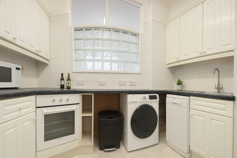 2 bedroom apartment to rent, Grove End Road, St. John's Wood, London, NW8