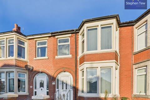 Grasmere Road, Blackpool, FY1