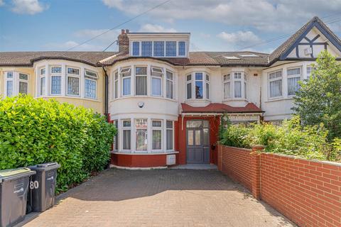 Upsdell Avenue, London, N13