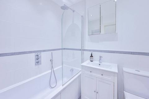 2 bedroom flat for sale, Courtfield Road, South Kensington, London, SW7
