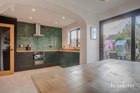 4 bedroom detached house for sale, Vowley View, Royal Wootton Bassett