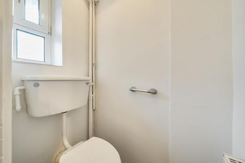 2 bedroom flat to rent, Tanners Hill, Heston House Tanners Hill, SE8