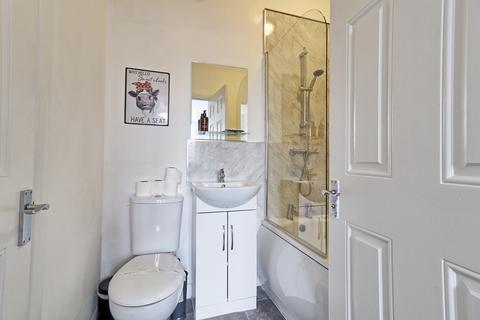 undefined, Southchurch Road, Southend-on-sea, SS1