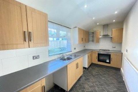 2 bedroom house to rent, Loscoe Road, Heanor, Derbyshire, DE75