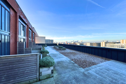 2 bedroom apartment for sale, City Gardens 3B Spinners Way, Manchester