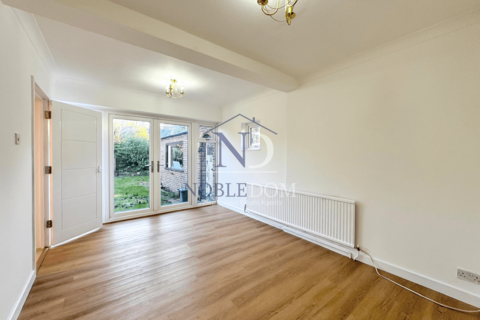undefined, West Drayton, UB7