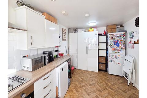 3 bedroom end of terrace house for sale, Milton Place, Bridgwater, Somerset