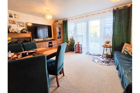 3 bedroom end of terrace house for sale, Milton Place, Bridgwater, Somerset