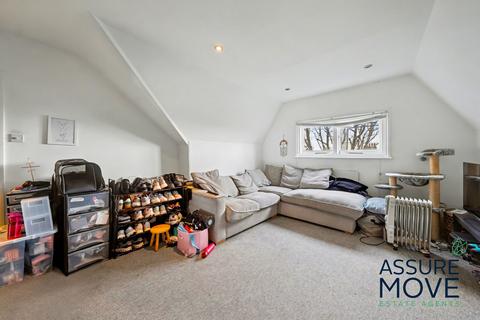 1 bedroom flat to rent, Haslemere Road, London, N8