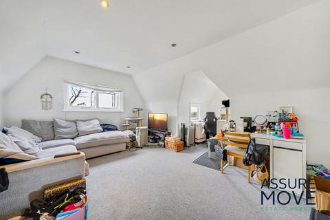 1 bedroom flat to rent, Haslemere Road, London, N8