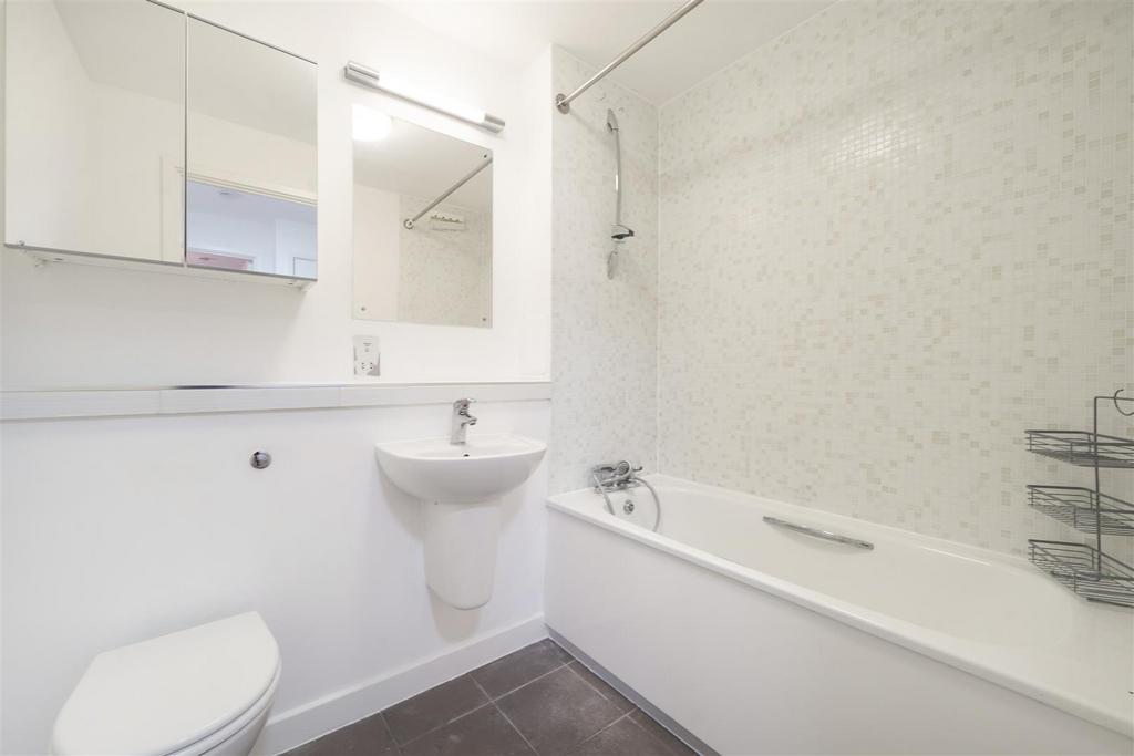 Flat 1, Bridgepoint House - BYs V33 IBEb AXl J54 Pmlm.j