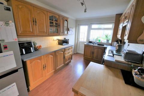 undefined, Thornhill Road, Claydon