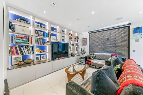 3 bedroom semi-detached house to rent, Southwick Yard, Titchborne Row, W2