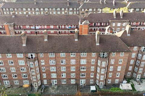 2 bedroom flat for sale, Homerton Road, London E9