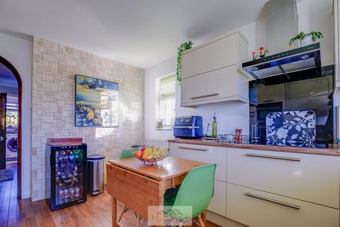 3 bedroom detached bungalow for sale, Rackford Road, Sheffield S25