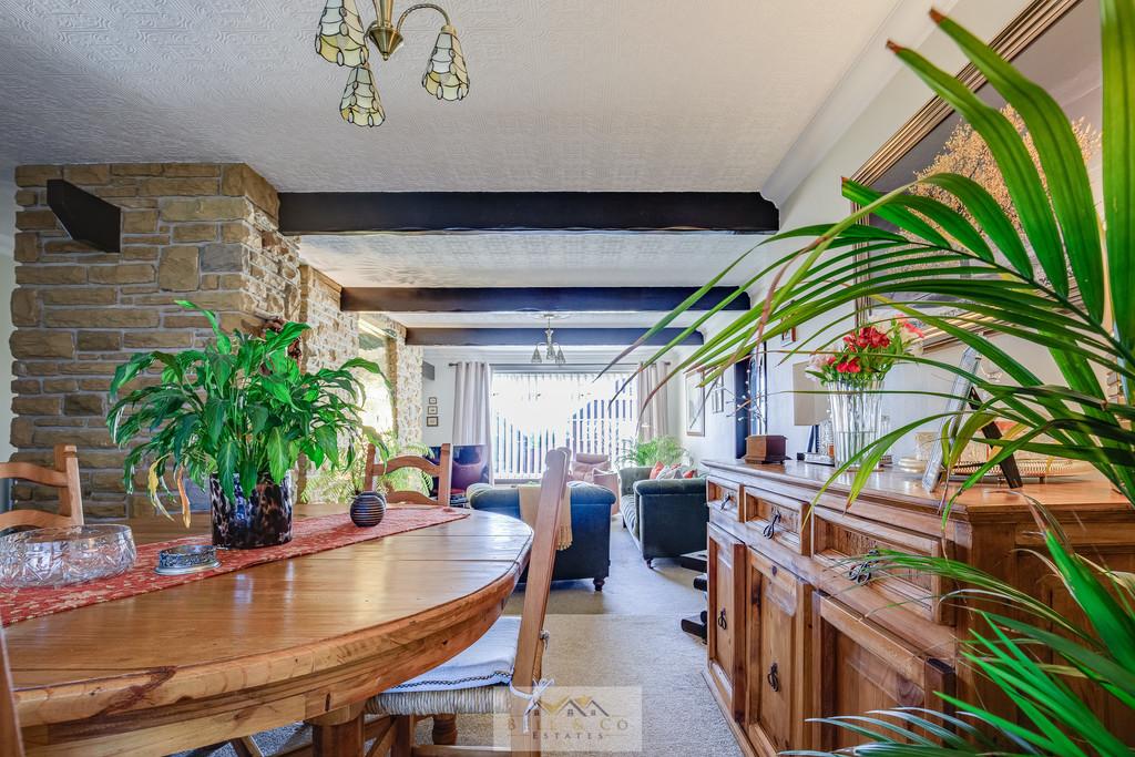 Dining room 1.3