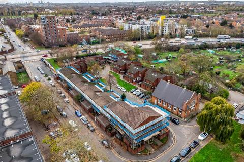 undefined, Statham Grove, London, N18