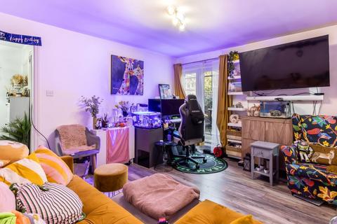 undefined, Statham Grove, London, N18