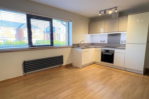2 bedroom apartment for sale, The Hamptons