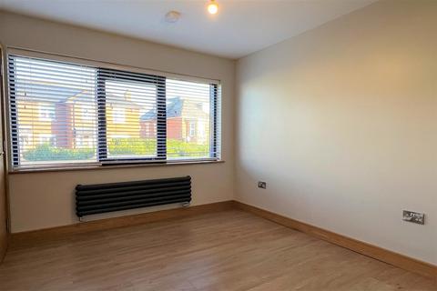 2 bedroom apartment for sale, The Hamptons