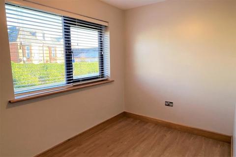 2 bedroom apartment for sale, The Hamptons
