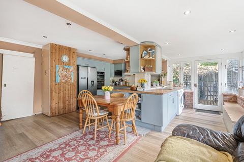 4 bedroom bungalow for sale, Telegraph Lane, Four Marks, Alton, Hampshire