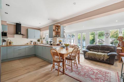 4 bedroom bungalow for sale, Telegraph Lane, Four Marks, Alton, Hampshire