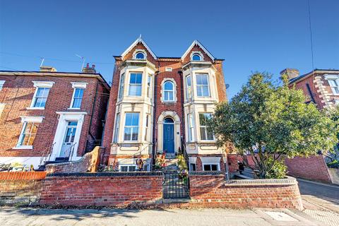 undefined, High Street, Wivenhoe