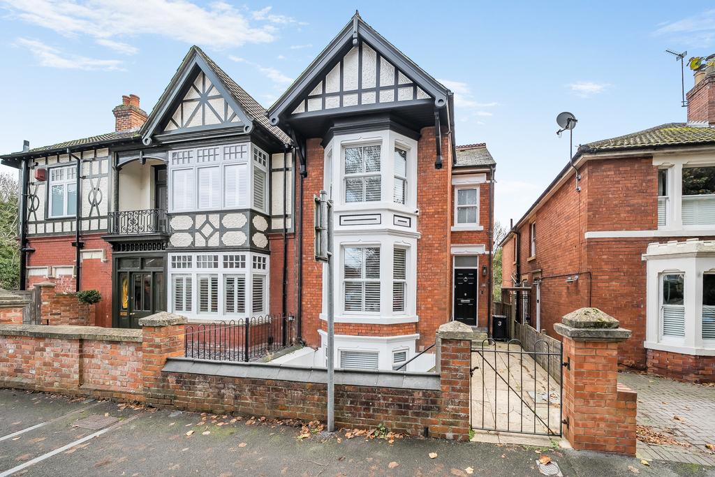 138393124691f3552bf5d0