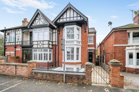 undefined, Westlecot Road, Old Town, Swindon, SN1