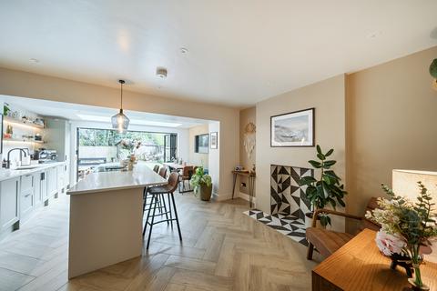 undefined, Westlecot Road, Old Town, Swindon, SN1