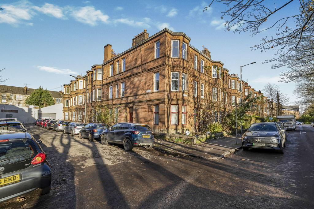 1-web-or-mls-2 Clifford Place Flat 1.4 8