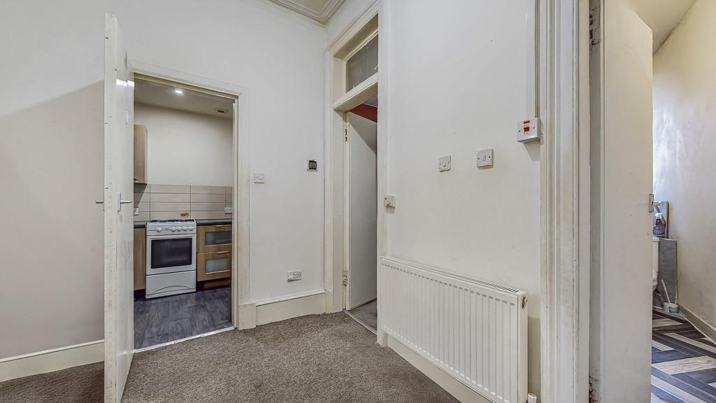 8-web-or-mls-2 Clifford Place Flat 1.4 19