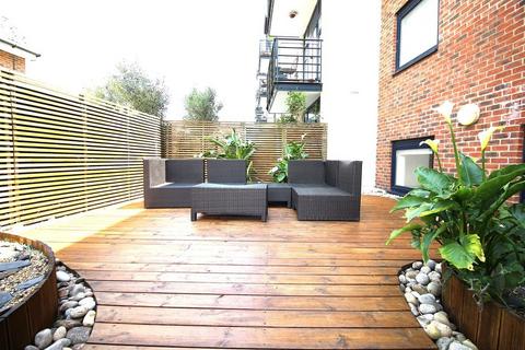 2 bedroom apartment for sale, Stevens House, Kingston Upon Thames KT1