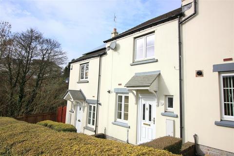 2 bedroom end of terrace house to rent, Harebell Close, Saltash