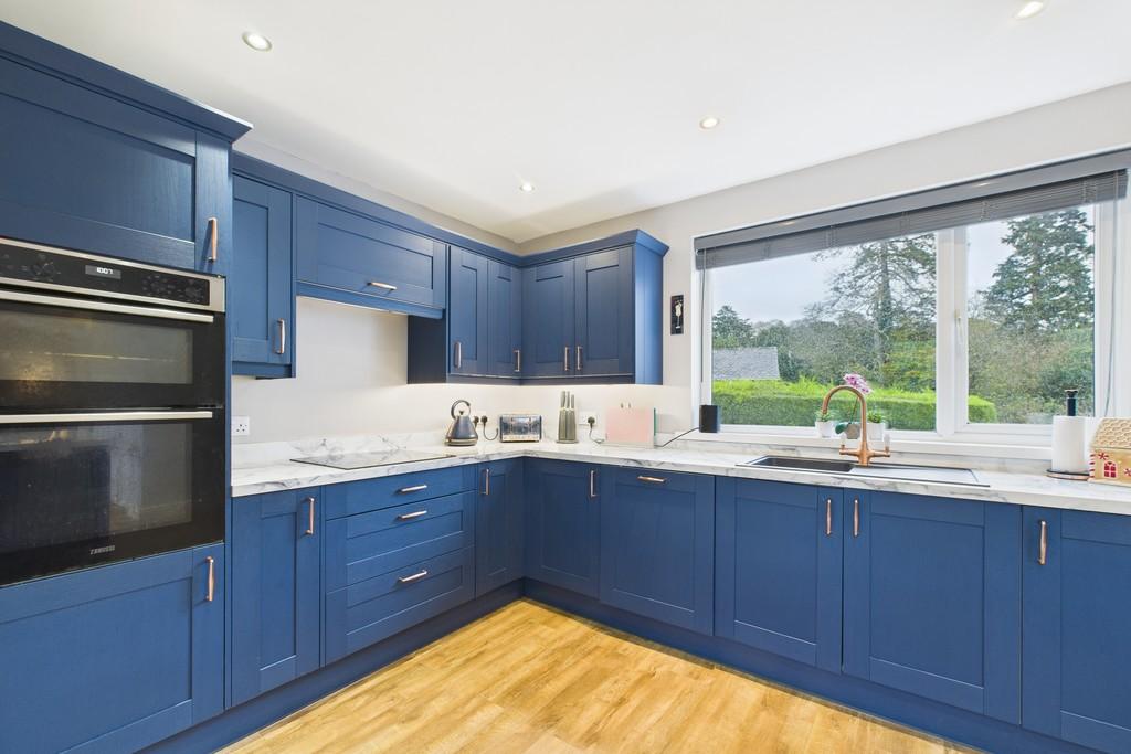 Open plan living / dining / kitchen