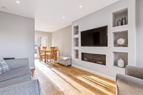 undefined, Maybole Grove, Newton Mearns, Glasgow